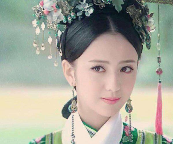 佟丽娅个人资料及图片 婚姻的不幸让她变化如此之大