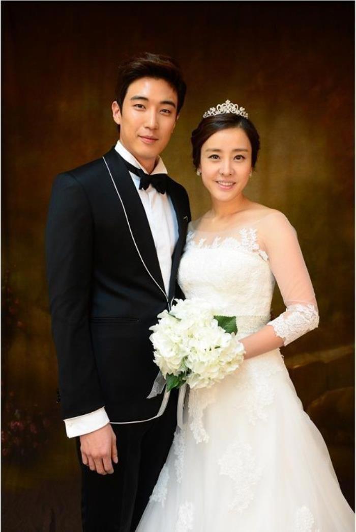 朴恩惠离婚的原因 和丈夫恋爱4个月就闪婚了