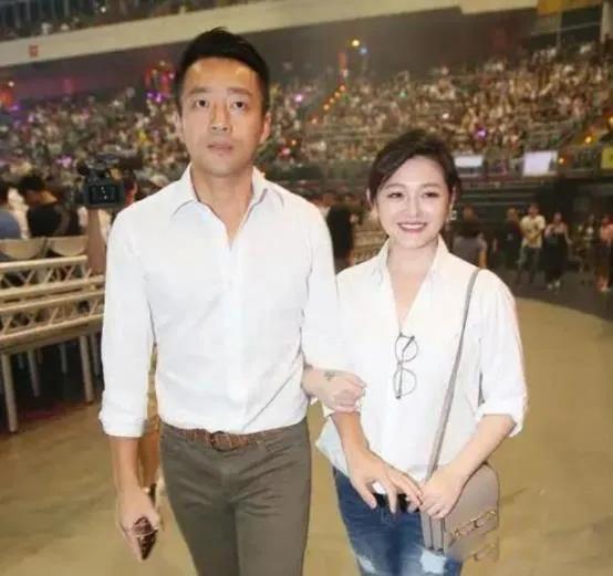 大s汪小菲婚变原因 无数次的争吵和妥协遍体鳞伤