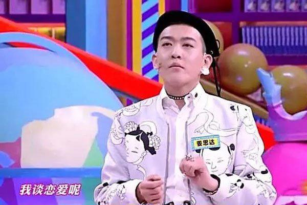 姜思达为什么叫大美玲 同性恋的事情从来不隐晦