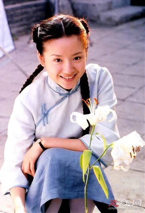 董洁王大治辣眼睛照片是真的吗 当年不拉窗帘事件怎么回事