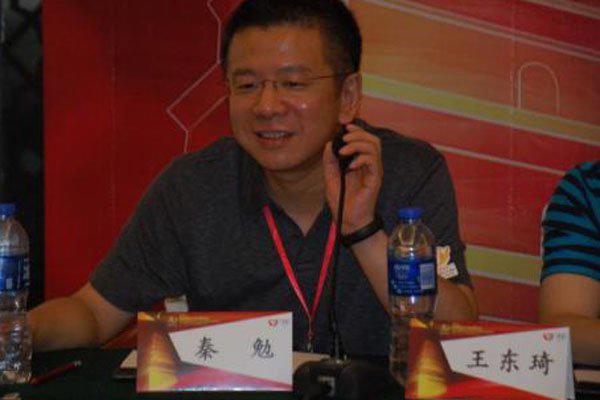 秦奋的爸爸秦勉资料 千万豪车在他眼中也可以随便一扔