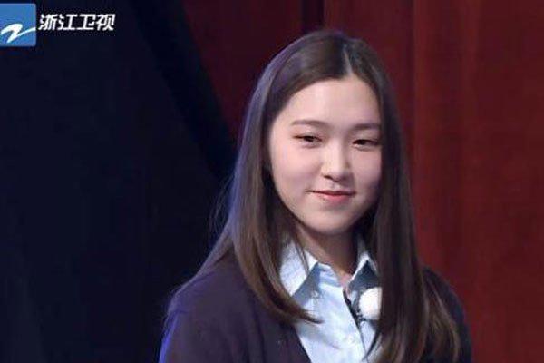 李恩童胸罩个人资料 成绩都是靠家里面的背景