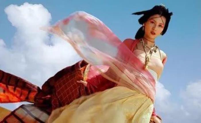 周星驰和张柏芝结婚是不是真的 张柏芝的三胎不是周星驰的