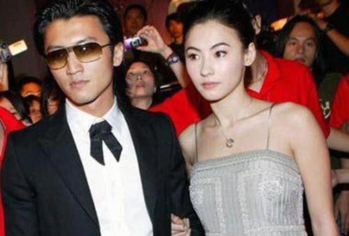 周星驰和张柏芝结婚是不是真的 张柏芝的三胎不是周星驰的