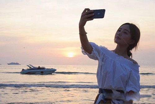 好看的皮囊千篇一律,有趣的灵魂万里挑一是什么意思