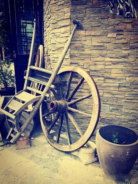 不听老人言的上一句是什么 这是一句中国民间的俗语