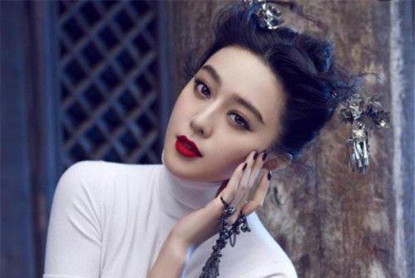 范冰冰8亿税款谁帮她缴纳的 8亿对她不算什么