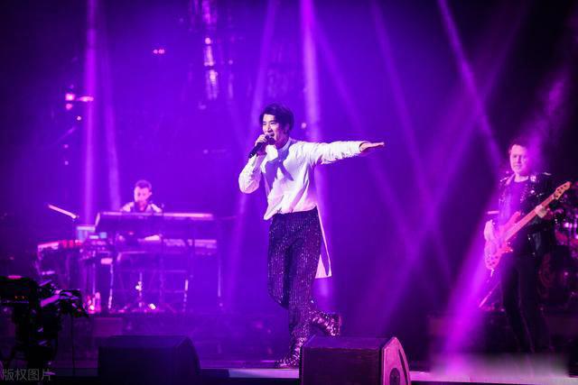 王力宏为什么被全网封主要原因 真还渣出新境界了