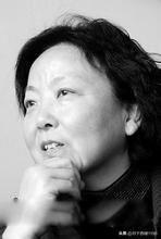 官方对方方日记的态度 方方来自武汉的一个媒体人