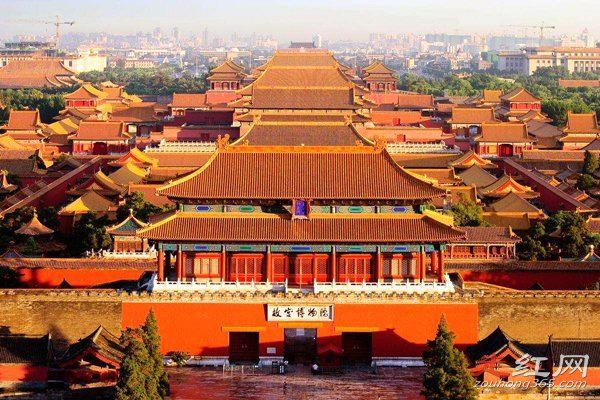 故宫奇异闹鬼事件视频怎么回事 晚上宫女太监们排队走过