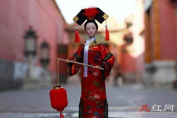 故宫奇异闹鬼事件视频怎么回事 晚上宫女太监们排队走过