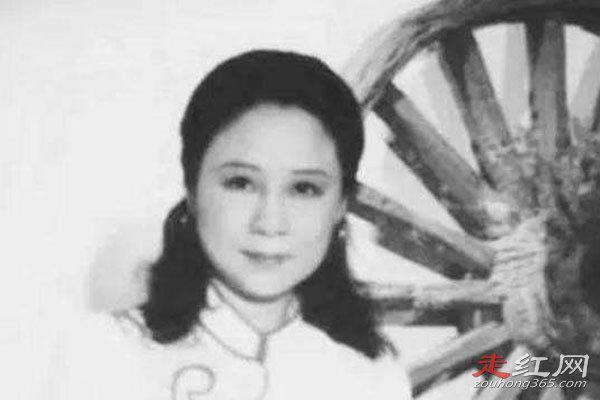 琼瑶是小三上位事件 第二任丈夫的前妻指责她第三者插足