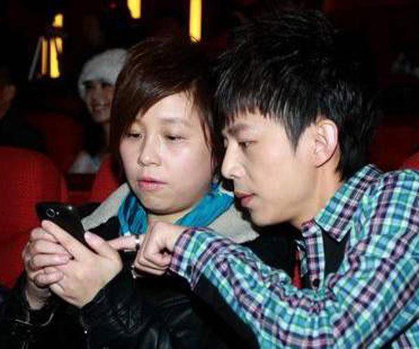 龙丹妮何炅是什么时候同学 这爆料的确让人意外