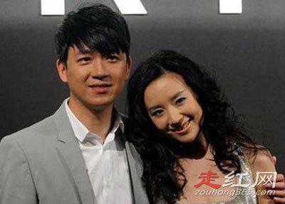 董洁王大治辣眼睛照片是什么 和潘粤明婚变原因
