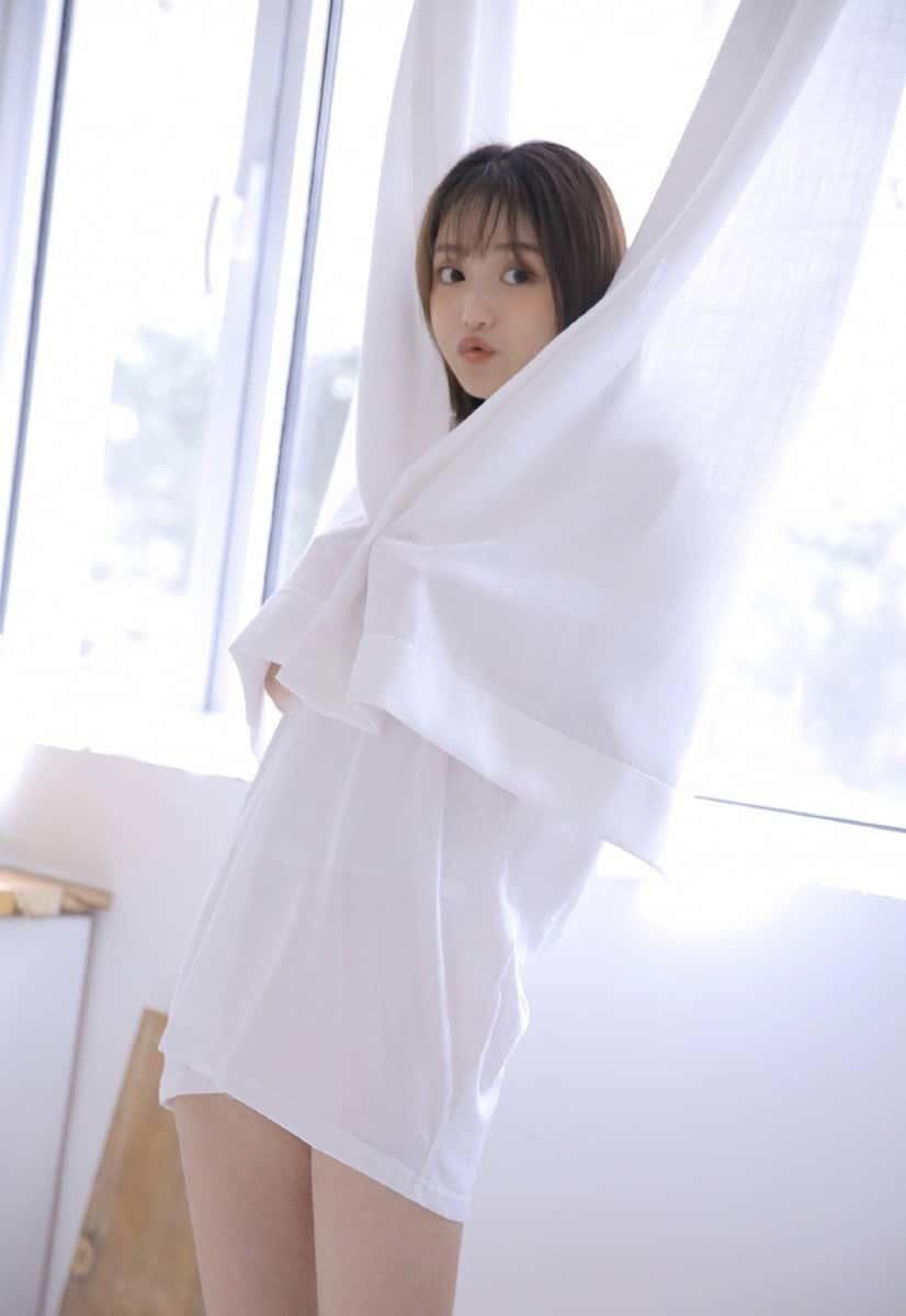 我撩我妈结果成功了 被领养的我成了妈妈的精神寄托