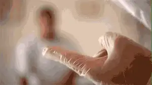 怎么用手把男生弄舒服，让他爽到抖