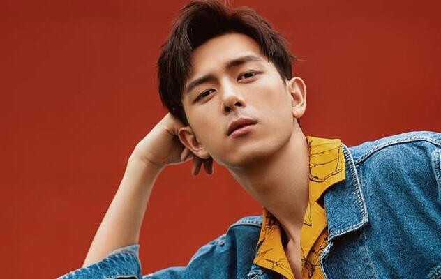 李现12厘米事件介绍 网传李现被同性恋高层潜规则真的吗