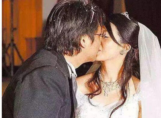 孟庭苇离婚的真实原因是什么 婚内出轨女助理是真的吗?