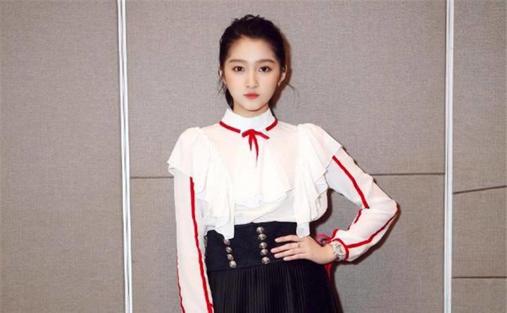 鹿晗和关晓彤结婚了吗 两人怎么认识在一起的