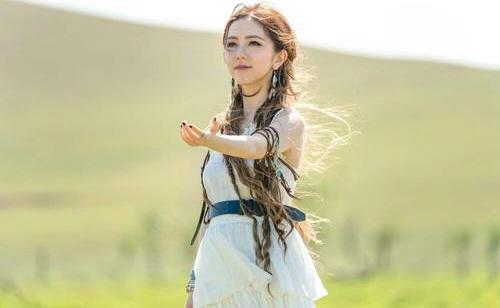 邓紫棋演唱会上痛哭是为什么 邓紫棋成立工作室依然没能缓解压力