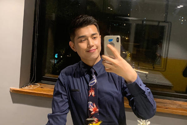 李佳琦小助理回来了吗 宣布退出直播间后以另一种身份回归