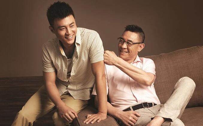 杜志国现任老婆郑卫莉相差几岁 杜淳父亲杜志国提裤子事件真相