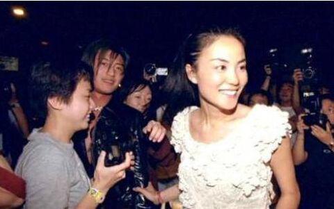 王菲谢霆锋年龄相差几岁 王菲谢霆锋现在还在一起吗