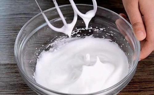 蛋清为什么打发不起来打不成奶油状 蛋清打发的方法0失误做法