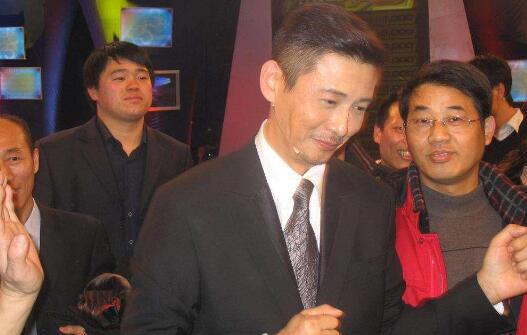 程前说错了什么话近况如何 二婚老婆神秘董卿是前女友