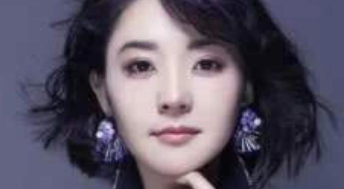 方琼个人资料家庭背景曝光 方琼老公是谁与儿子全家福曝光