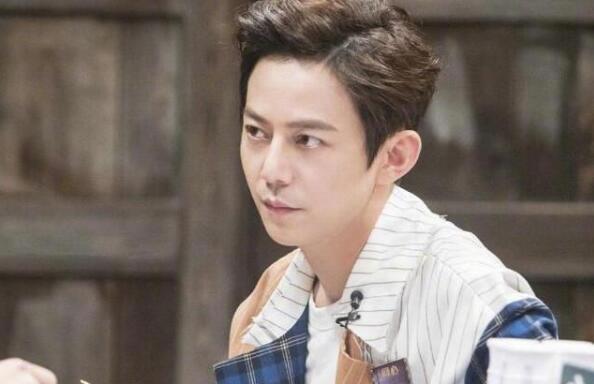 何炅421是什么意思 老婆王菁力破戴军何炅同性恋传闻