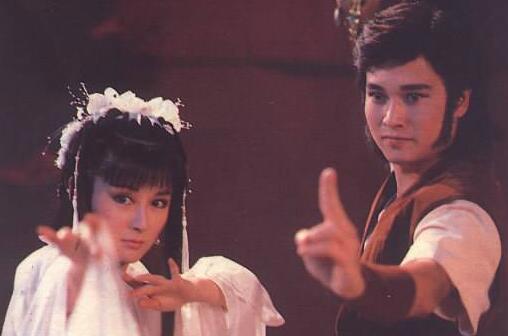 70岁潘迎紫近照吓人 整容后遗症不见潘迎紫版神雕侠侣的灵气