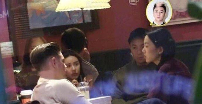 释小龙开豪车聚餐身边美女相伴 释小龙最新消息女朋友是谁