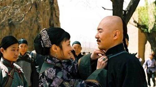 蒋勤勤陈建斌恋爱过程 两人结婚12年感情依旧稳定