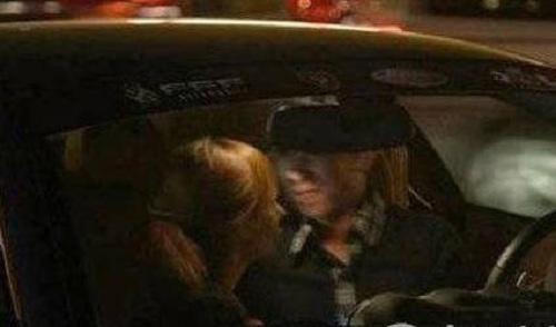 张静初顾长卫车震门被蒋雯丽封杀事件详情 张静初睡遍的导演都有谁