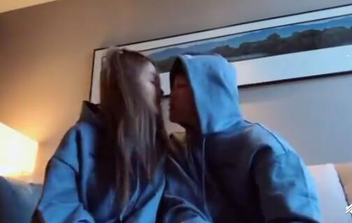 PGONE李小璐出轨视频曝光 李小璐出轨证据曝光网友心疼贾乃亮