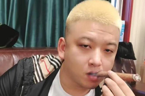 天津李四真实身份是什么 快手PK之王是托还是富二代傻傻分不清