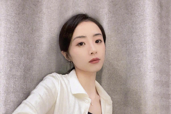 徐璐张恩铭分手了吗 男方和胡冰卿相拥热吻被拍引热议