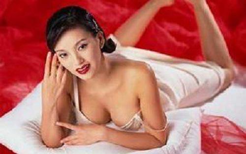 彭丹八卦吃奶门事件详情 彭丹撞车劳斯莱斯车主事件最新后续