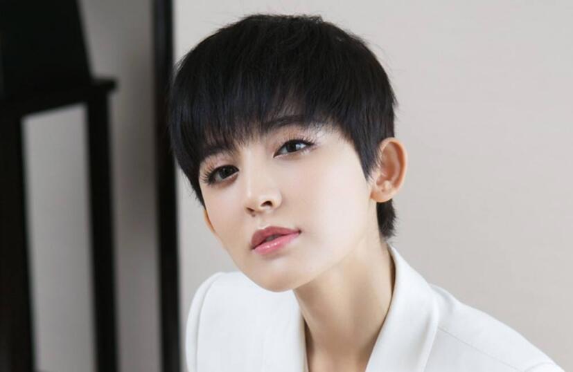郭采洁短发潮翻娜扎短发雷人 盘点娱乐圈短发女星谁最好看