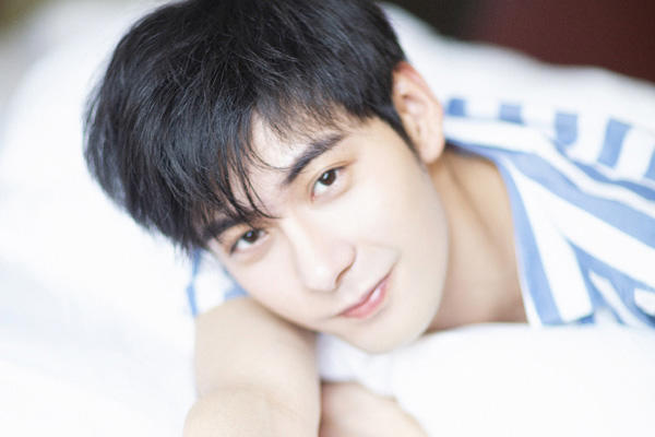 胡冰卿陈星旭分手了吗 与张铭恩举止亲密被拍疑似新恋情曝光