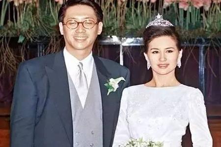 何超琼为什么不能生育 赌王何鸿燊接班人何超琼现任老公是谁