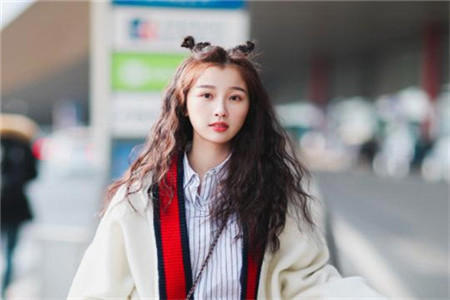 《青春有你2》孔雪儿个人资料 虞书欣孔雪儿综艺cp画面甜蜜