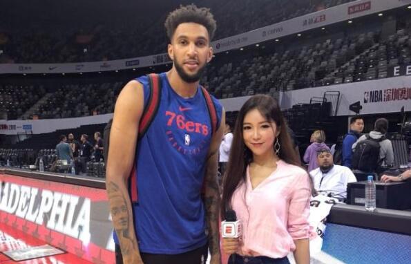 主持人周玲安老公是谁离婚了吗 曾采访NBA巨星哈登成篮球女神
