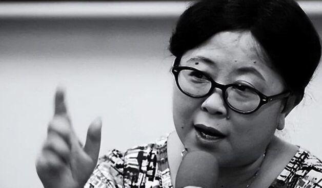 梁艳萍处理结果 梁艳萍事件最终结局停止教学