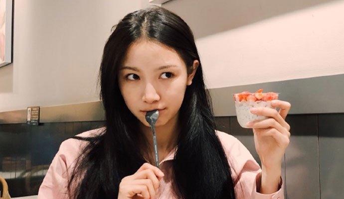 于正秒删拉踩赵丽颖陈晓捧张南 张南个人资料为何获得于正青睐