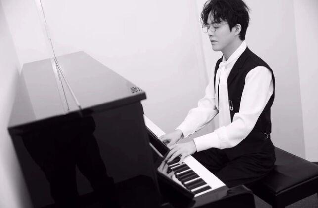 李云迪为什么被全网封主要原因 与李云迪嫖娼事件有关