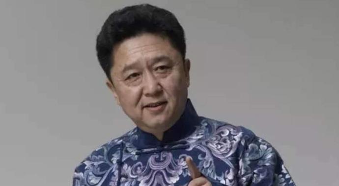 于谦抽烟喝酒烫头是什么意思 于谦为什么没有郭德纲火原因揭露