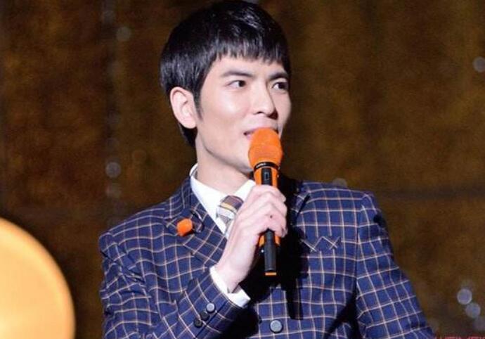 曝萧敬腾求婚 萧敬腾与经纪人的关系扑朔迷离求婚是什么情况